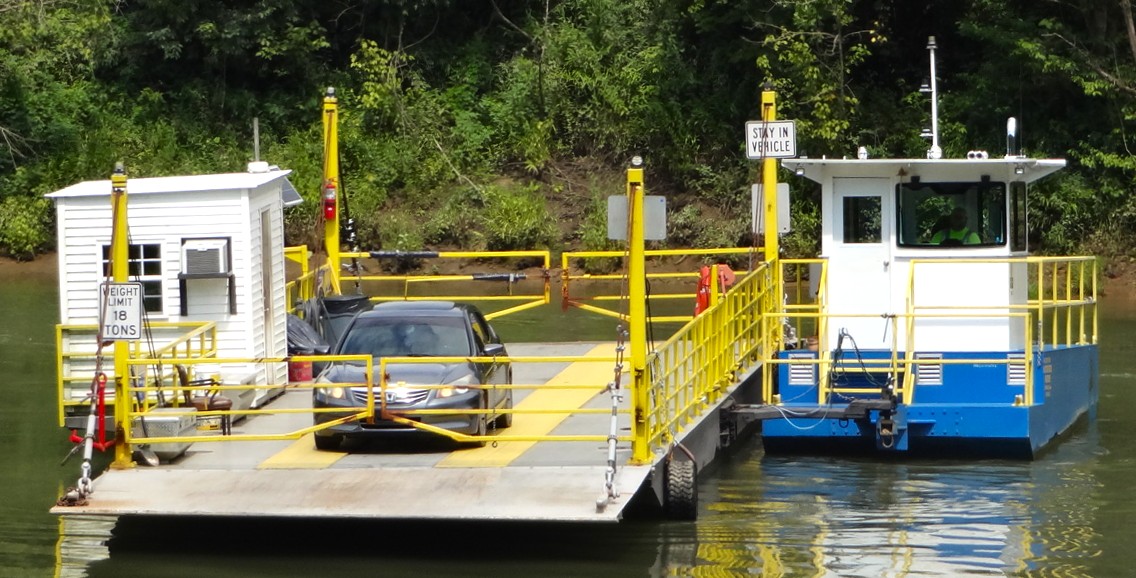 Turkey Neck Bend ferryboat ferrying vehicles across the Cumberland river